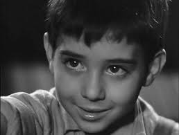 Auratic encounters with the child of the cine religioso