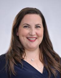 Caitlin Pelletier's Instagram, Twitter & Facebook