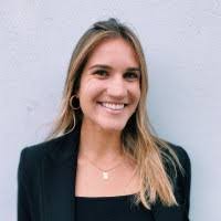 Elaina Walker's Instagram, Twitter & Facebook