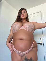 Leila Lewis - Free nude pics, galleries & more at Babepedia