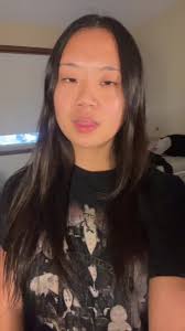 trinity vang (@trin.va)