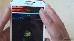 The galaxy s5 has arrived to an expectedly crazed fanfare, but the initial reaction to samsung's new handset has been kind of restrained. Locked Out Of Your Samsung Galaxy S5 Here S How To Unlock It
