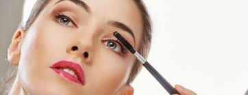 Setting a foundation is also one of the important steps to learn how to apply makeup like a professional. How To Apply Makeup For Beginners 10 Small Steps For A Flawless Face