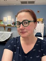 Who is the best eye doctor in the Olympia Metro area for cataract surgery?