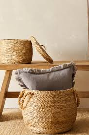 Zara home presents two collections a year, following the same rhythm as the group's fashion zara home's textile ranges, which include bedding, bed linen, tableware and bath linen, are complemented. Interior Inspiration 10 Beautiful Decor Pieces Available At Zara Home Vogue Paris
