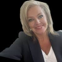 Michelle Riel's Instagram, Twitter & Facebook