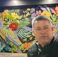 Alejandro Pulido's Instagram, Twitter & Facebook