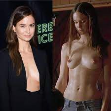 Katherine Waterston OnOff aka Fantastic Breasts and Where to Find Them :  rcelebnsfw