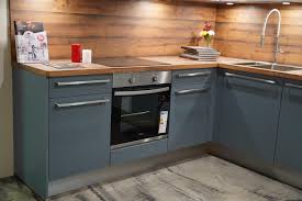 burger cindy front 233 stormgrey seidenmatt hochwertige moderne burger ausstellungskuche zweifarbig kuechenkaufen net