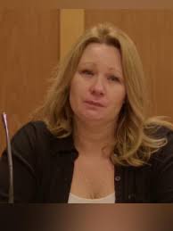 "[Michael Shaver] is smashing my face into the porch." Accused murderer  #LaurieShavertakes the stand after her daughter, Isabelle Shaver, testified  to fatally shooting her father, Michael. #CourtTV