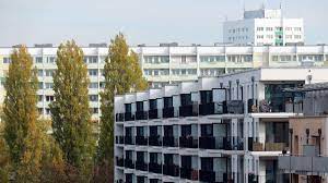 Attraktive und bezahlbare wohnungen in berlin gesucht? Immobilien Spekulanten Lost Dieser Vorschlag Der Linken Das Problem Politik