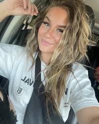 Making yourself happy again is the biggest comeback… 🩷✨