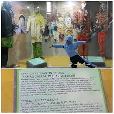 The museum has a notable collection of artifacts related to the banjar and dayak peoples, with many items being excavated from archaeological sites all around kalimantan. Mengenal Museum Lambung Mangkurat Kalsel Ruliretno Com