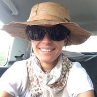 Laura Tudose's Instagram, Twitter & Facebook