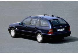Ist schon länger da aber nervt wenn man an jeder kreuzung den motor aufs neue starten kann. Bildergalerie Mercedes Benz C Klasse Kombi 1996 2001 Autoplenum De