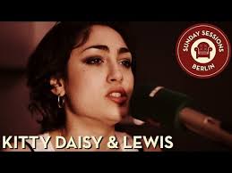 Female Voices at Sunday Sessions Berlin