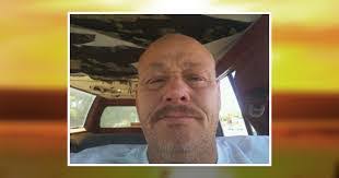 Linda Klenk's Instagram, Twitter & Facebook