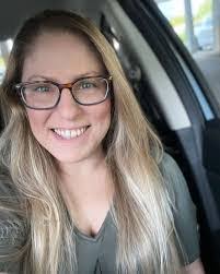 Michelle Goehring's Instagram, Twitter & Facebook