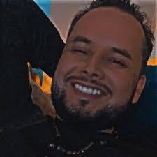 Salomon Acevedo's Instagram, Twitter & Facebook