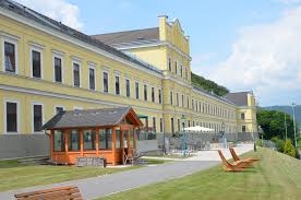 Die stadt voller möglichkeiten waidhofen a/d ybbs lädt zum entdecken und genießen ein! Psychiatrische Klinik Wiener Gesundheitsverbund Klinik Ybbs An Der Donau