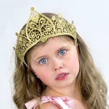 Leanna Key's Instagram, Twitter & Facebook