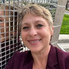 Saudi Arabia just took a step towards modernizing as the Crown Prince is  now saying women can choose their clothing without male permission Modesty  will still remain important but the decision will