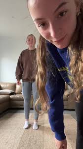 bella wallace (@belwal)