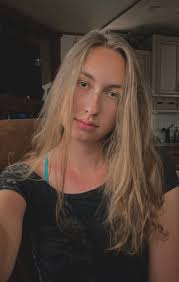 One of my favorite things is when cats yawn. Can I see all the yawning  kitties?