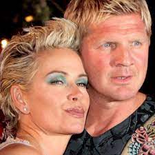 Stefan effenberg machte die partie unvergessen. Nach Ehekrisen Die Effenbergs Erneuern Ihr Jawort Stars