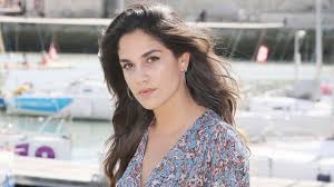 124,475 likes · 39,402 talking about this. Naima Rodric Un Si Grand Soleil Avec Son Compagnon Alexandre Varga Ils Racontent Leur Coup De Foudre Gala