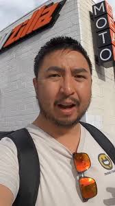 🔥 Calling all thrill-seekers! The EMOVE Roadster is here to amp up your  rides! 💨 Share with us: what's the fastest speed you've reached