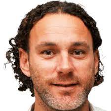 According to famousdetails, he was born in the year of the monkey.retired soccer player who represented argentina at tournaments like the 2005 fifa confederations cup and 2006 fifa world cup. Gabriel Milito Fm 2019 Profile Reviews
