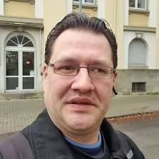 Miriam Gast hat dein Profil 3 mal besucht 👤 (1) hat dir eine  Freundschaftsanfrage gesendet!