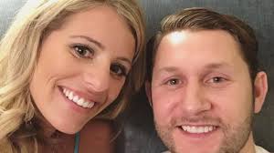 Married At First Sight Season 5 Couple Welcomes First Child Three Weeks Early Married At First Sight Married Couples