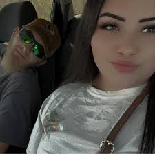 Morgan Wallen singing “You Make It Easy” (which he co-wrote) back in 2020.  #morganwallen #jasonaldean #countrymusic