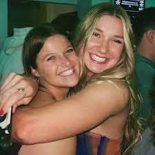 Amanda Spear's Instagram, Twitter & Facebook