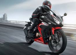 Covering comics, movies, tv like no other in the world. 2020 Honda Cbr 150r Launched In Indonesia At Rs 1 80 Lakh