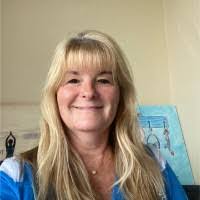 Sandy Fortner's Instagram, Twitter & Facebook