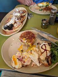 Snooze Breakfast - Flight of pancakes/beneficts - Picture of Snooze, an  A.M. Eatery, Denver - Tripadvisor