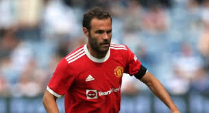 The official website of manchester united football club, with team news, live match updates, player profiles, merchandise, ticket information and more. Icaqlvlxh2 Csm