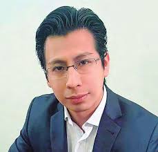 Shimabukuro acusa a Boluarte de recibir dinero de empresarios