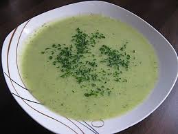 Zucchini Cremesuppe Von Elli K Chefkoch Rezept Zucchinicremesuppe Cremesuppe Zucchinisuppe