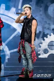 On may 14, taeyang's first solo documentary white night, which will follow the singer over 215. Taeyang Love The Outfit Bigbang Taeyang Daesung