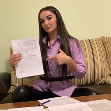 Российский боец bellator наилегчайшего веса диана авсарагова нокаутировала американку тару графф в дебютном поединке промоушна. Boec Mma Diana Avsaragova Podpisala Kontrakt S Bellator Abon News