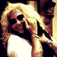 Roxy Rox updated her profile picture.