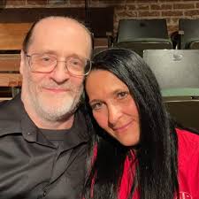 Tampa Man's Garage Organization and Relationship Dynamics