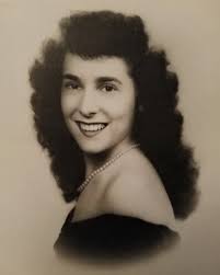 Show me your kitties with ✨unique✨ names, this is Kitchen Aide Mixer 🥰