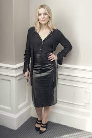 Kristen Bell Attends The Good Place Press Conference Kristen Bell Clothes How To Wear