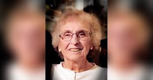 Andrew Hanks's Instagram, Twitter & Facebook