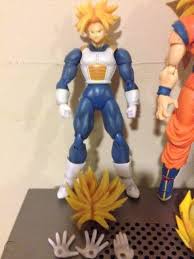 Trunks has either blue or lavender hair color and his mother 's blue eyes. Bandai Sh Figuarts Dragon Ball Z Customs Trunks Ss3 Goku Vegeta Read Descripti 1879164325